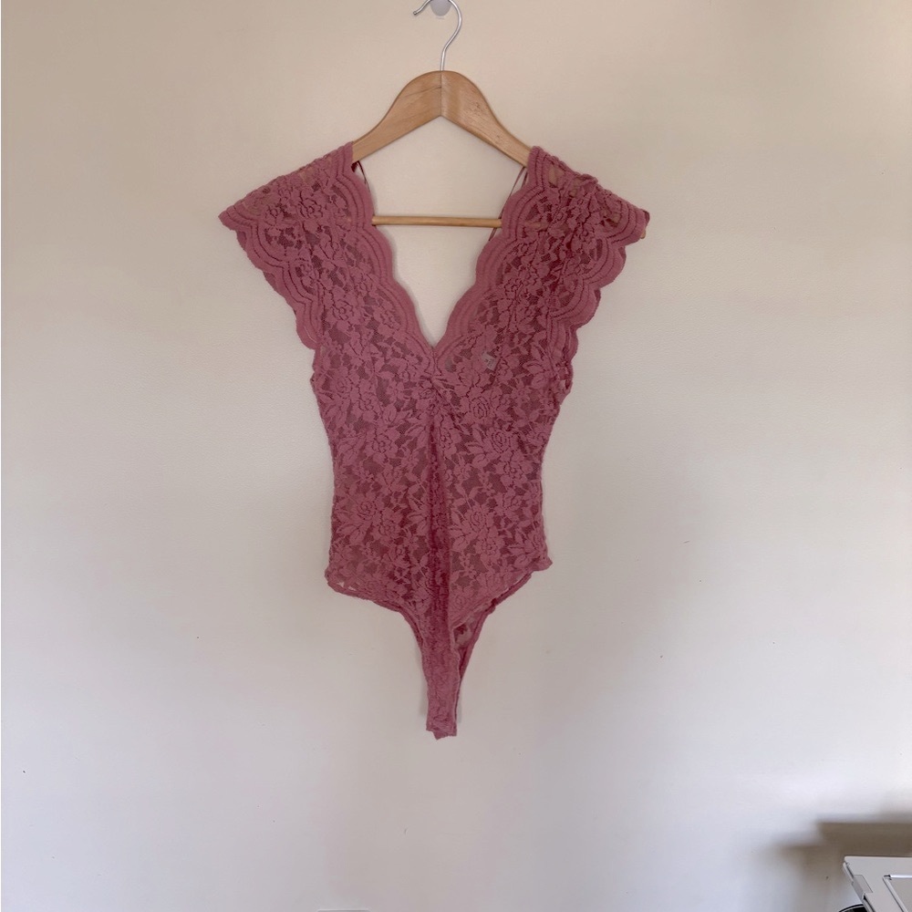 Love Tree Dusty Rose Lace Bodysuit